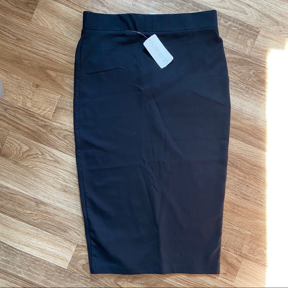 F21 | Black Knee Length Skirt
